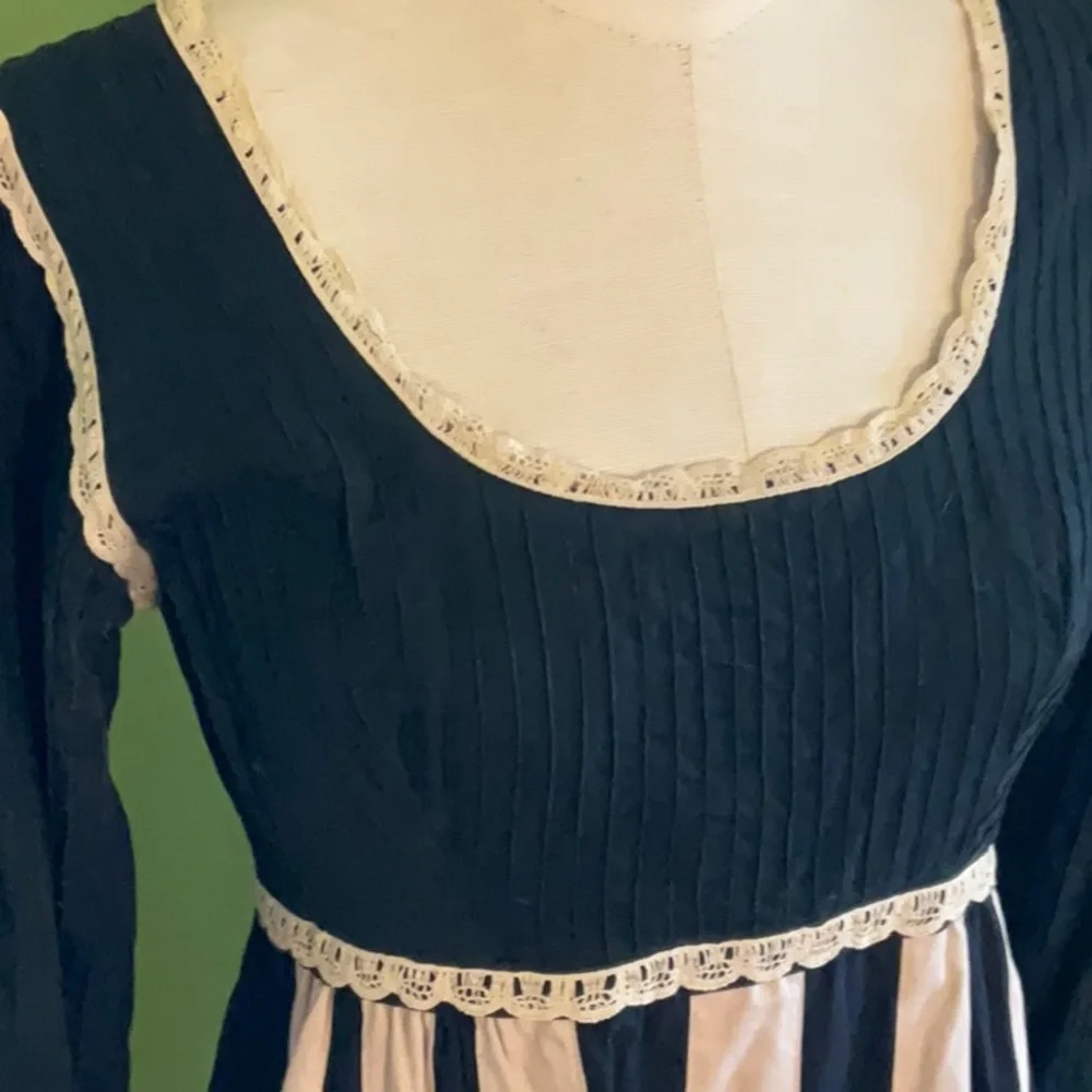 Vintage 70s Georgia Charuhas maxi dress - Picture 2 of 5